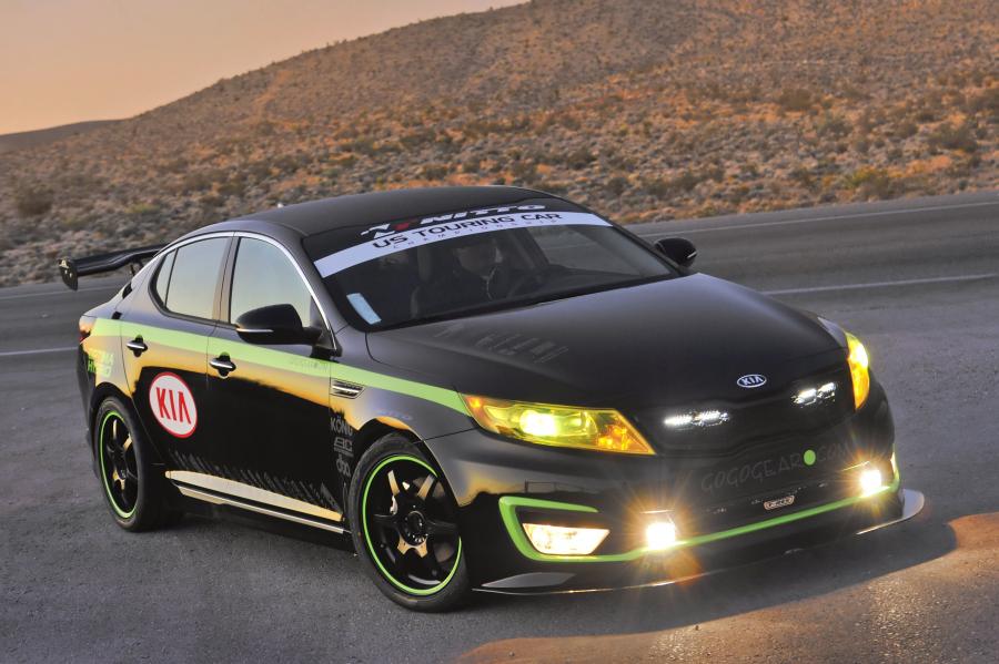  Kia Optima Hybrid USTCC Pace Car (TF) 2011 года  (фото 8 из 11)